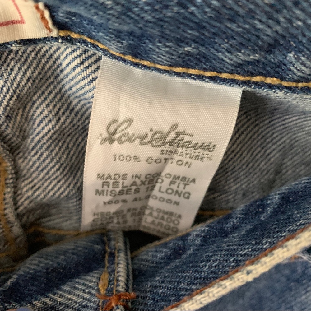 Vintage Levi’s Mom Jeans - Picture 2 of 4